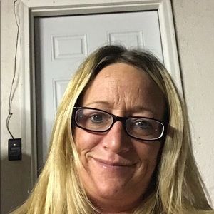 Meet your Posher, Kristin